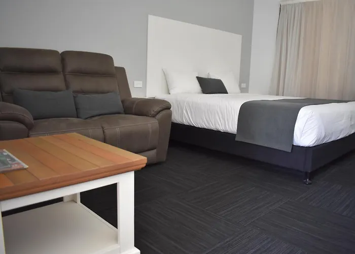 Riviana Motel