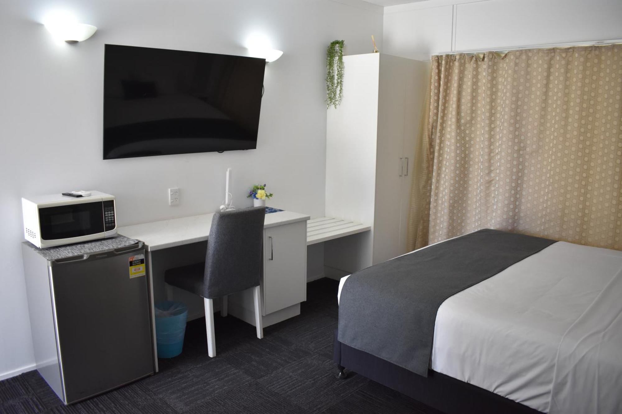 Riviana Motel